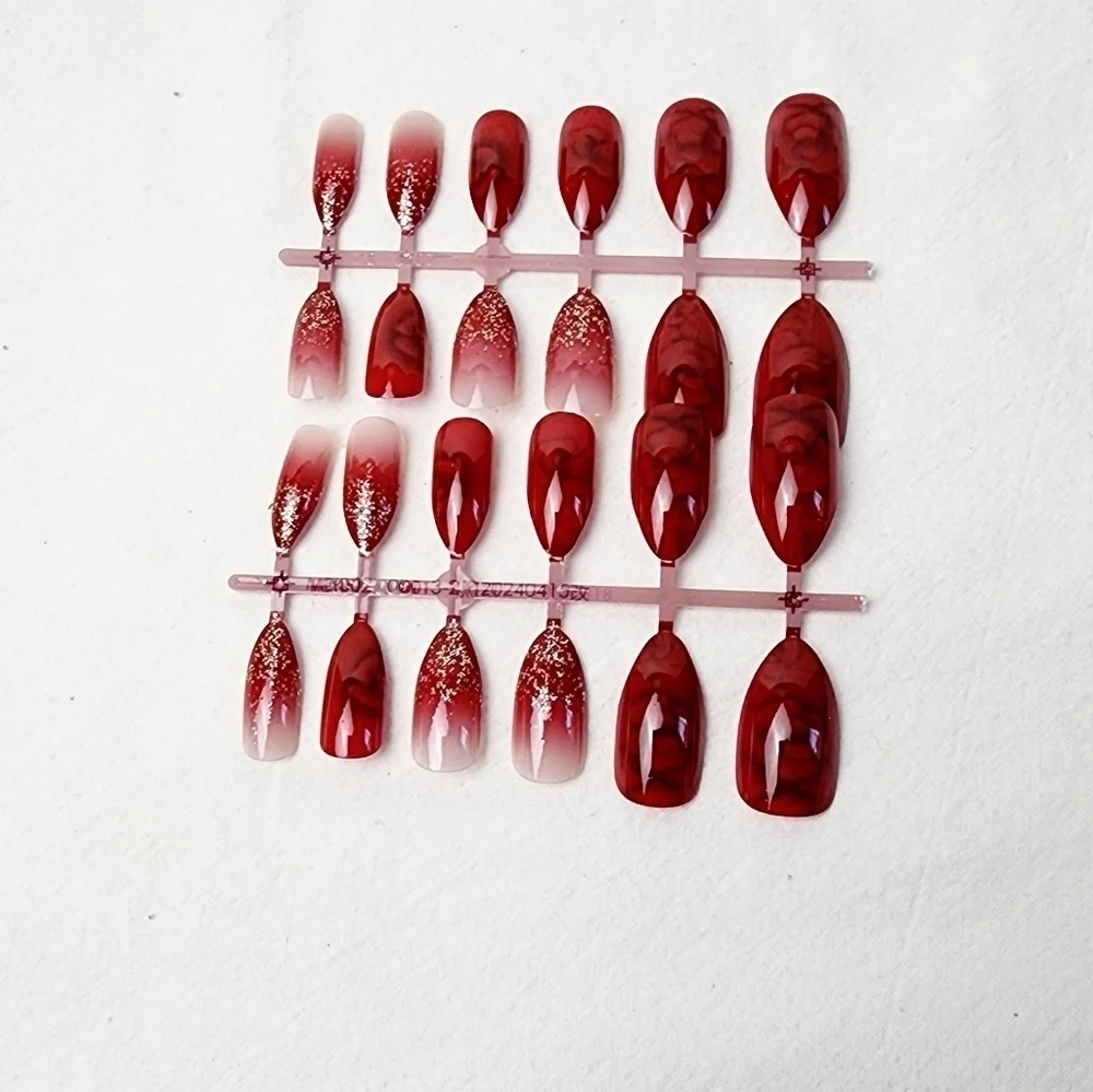 24 Pieces Fake Press On Nails